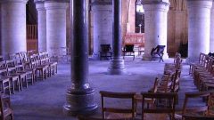 Krypten der Becket senere ble stedt til hvile er fra den angelsaksiske kirkebygningen - før den normanniske. Foto: Adam Bishop / Wikipedia CC-BY-SA-3.0 Canterbury, Cathedral, West gate, Christ Church Gate, Minster, Thomas Beckett, England, River Stour, The Weavers, romertid, middelalder, early british gothic, Storbritannia