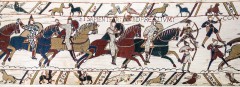 Williams velutstyrte hær består av ryttere og bueskyttere til fots. Scene fra Bayeux-teppet. Kilde: Wikipedia Norwich, East Anglia, anglo saxons, angelsaksere, England, Storbritannia, Wensum, Tombland, Norwich Cathedral, Dragon Hall, bosses, St Peter Mancroft, Elm Hill, Norwich Castle Mound, Castle museum, The Bridewell, The Museum of Norwich at The Bridewell, Pottergate, Pull’s Ferry, Cow Tower, Guildhall, Princes Street, Maid’s Head, Bishop’s Bridge, Riverside