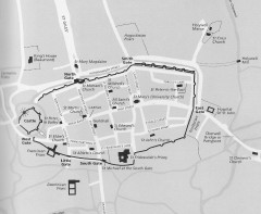 Oxford anno 1250. Sakset fra den utmerkede og meget innsiktsfulle boken "Oxford - an architectural guide" av Geoffrey Tyack, utgitt av Oxford University Press. Oxford, Oxford University, Oxfordshire, Britain, England, College, Ashmolean Museum, High Street, Broad Street, Magdalen College, Christ Church, Broad Walk, Merton College, Merton Street, Radcliffe Square, Radcliffe Camera, All Souls College, Bodleian Library, Divinity School, Old School Quadrangle, Oxford Castle, Balliol College, Trinity College, St Edmund Hall, St Mary the Virgin, The Bear, Eagle and Child, Lamb and Flag