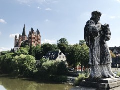 limburg-an-der-lahn-fra-lahnbrucke Limburg an der Lahn, Domberg, Dom St Georg, Limburger Dom, Hessen, gotisk, romansk, middelalder, bindingsverk, Fischmarkt, Rossmarkt, Bischofsplatz, Plötze, Fachwerk-Strasse