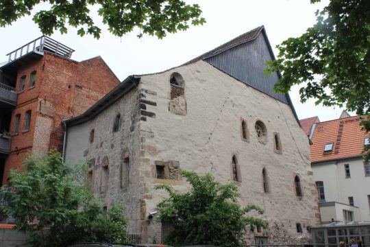 erfurt-alte-synagoge Erfurt, Thüringen, Tyskland, middelalder, Krämerbrücke, Domplatz, Dom St. Marien, St. Severikircher, Fischmarkt, Kleinmarkt, Alte Synagoge, Martin Luther, Augustinerkloster, Anger, Angermuseum, Zitadelle Petersberg, Marktstrasse