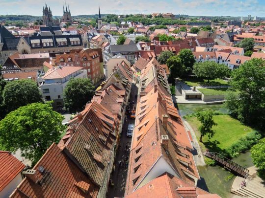 erfurt-kramerbrucke-over Erfurt, Thüringen, Tyskland, middelalder, Krämerbrücke, Domplatz, Dom St. Marien, St. Severikircher, Fischmarkt, Kleinmarkt, Alte Synagoge, Martin Luther, Augustinerkloster, Anger, Angermuseum, Zitadelle Petersberg, Marktstrasse