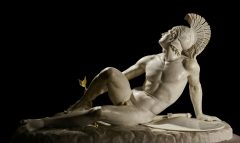 Den sårede Akilles. Skulptur av Filippo Albacini fra 1825. Foto: The Devonshire Collections, Chatsworth.